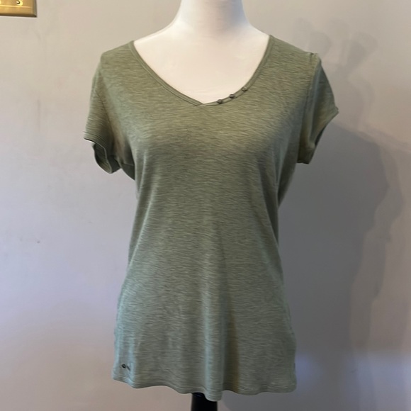 Lightweight partially sheer top - Picture 1 of 3